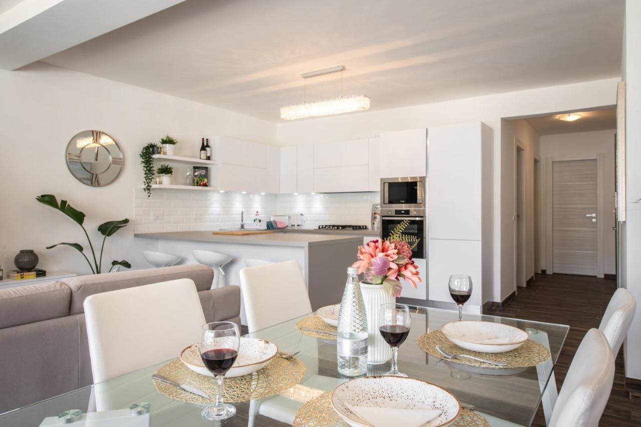 Electra Residence - Luxury Central Beachview Apartment Marsalforn Exterior foto